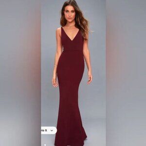 Lulu's Sleek Melora Plum Purple Gown/Maxi Dress for Elegant Occasions - Size S